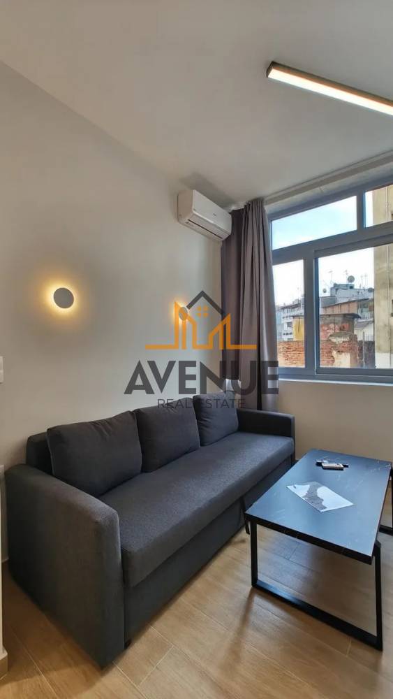 תמונת סטודיו, אנטיגונידון, סלוניקי למכירה (0)