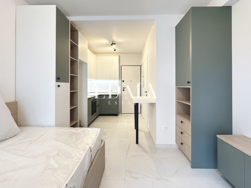 תמונת סטודיו, קיבלה, סלוניקי למכירה (0)