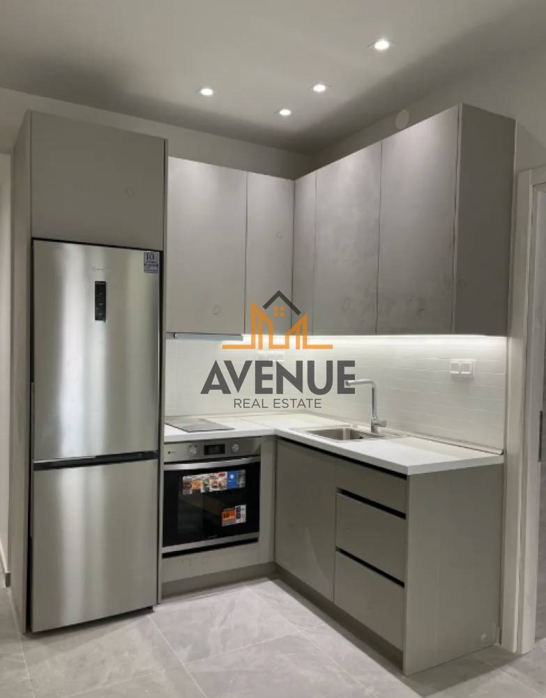 תמונת סטודיו, אנליפסי -מפוטסרי, סלוניקי למכירה (0)