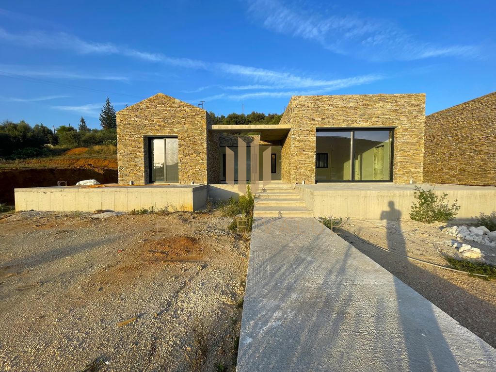 תמונת בית פרטי, נאפפליו למכירה (0)