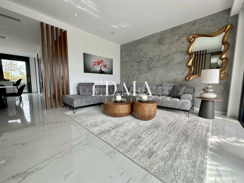 תמונת בית, תרמי למכירה (0)