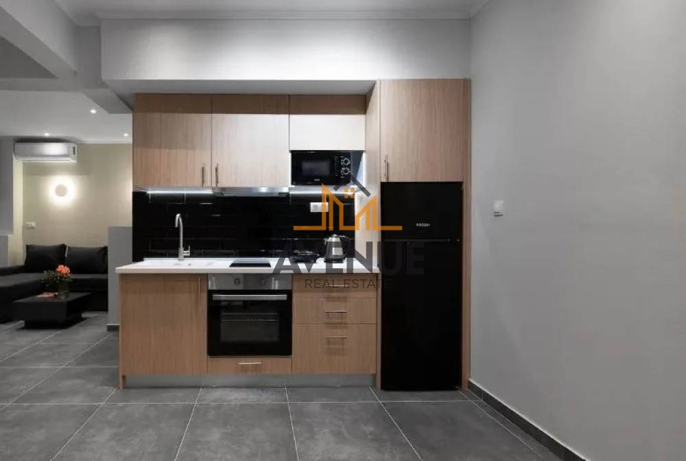 תמונת סטודיו, ברדאריס - כיכר הדמוקרטיה, סלוניקי למכירה (0)