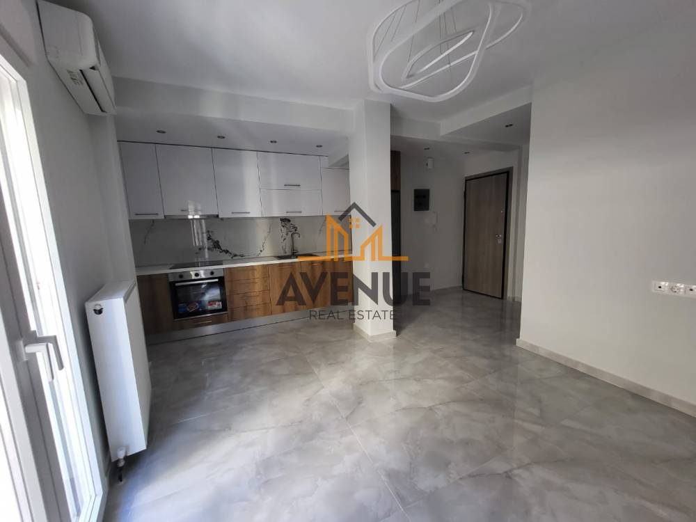 תמונת סטודיו, אווזונון, סלוניקי למכירה (0)