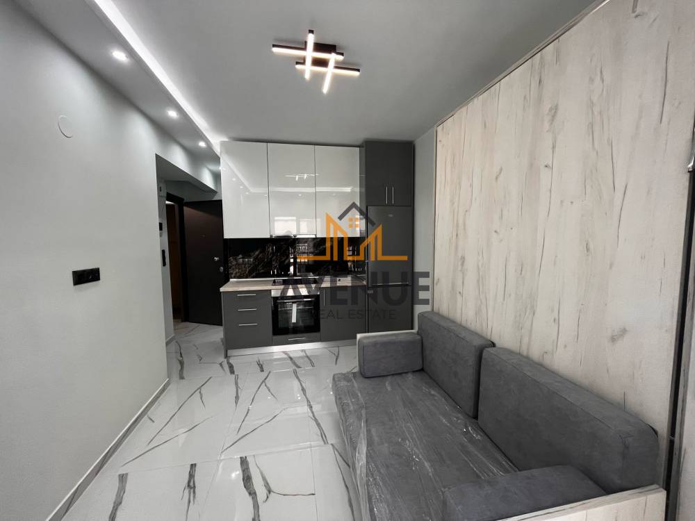 תמונת סטודיו, פאבלוס מאלס, סלוניקי למכירה (0)